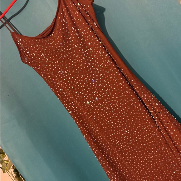 Elegant Brown Sequin Dress - Picture 3 of 4